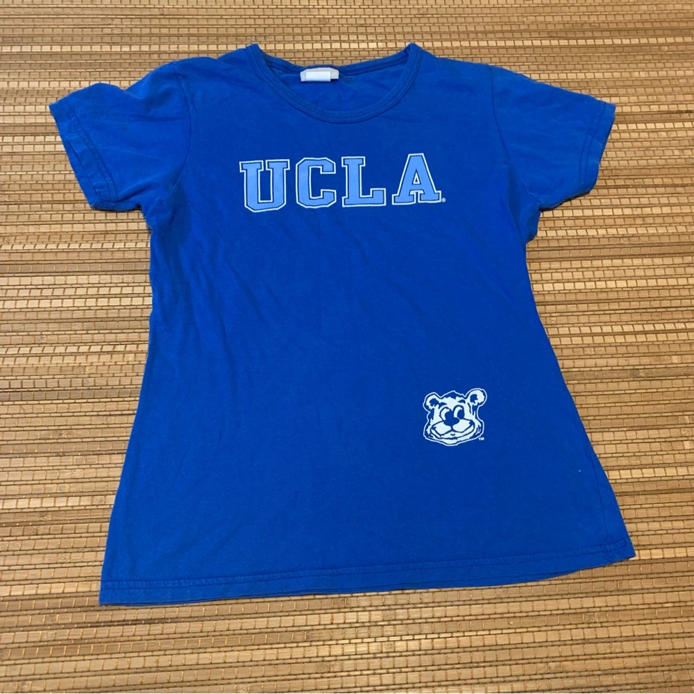 Jones & Mitchell UCLA  blue t shirt size s